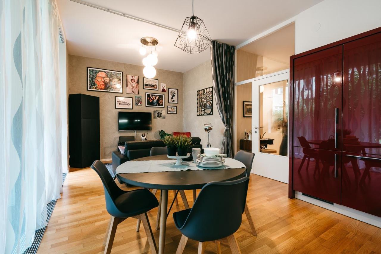 Luxury Downtown Appartement Mit Garage グラーツ エクステリア 写真
