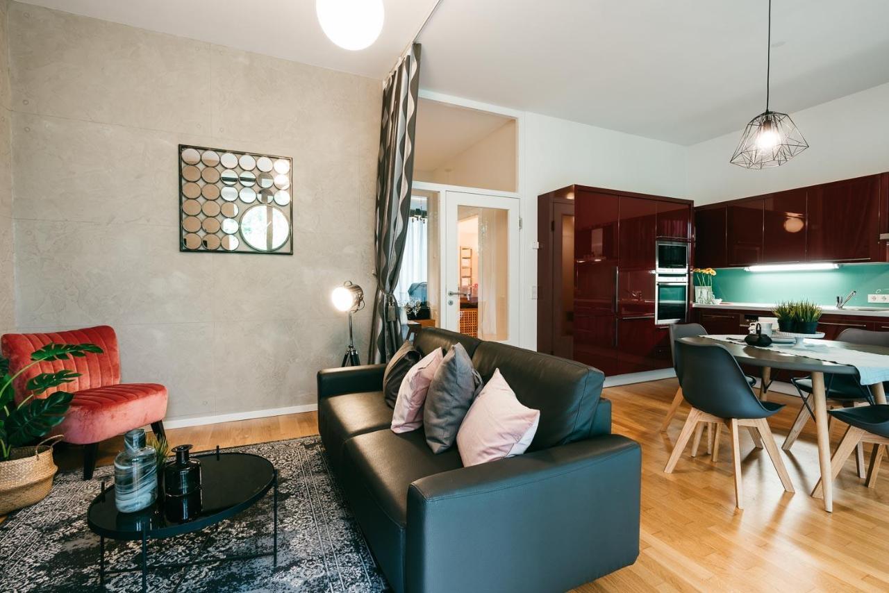 Luxury Downtown Appartement Mit Garage グラーツ エクステリア 写真